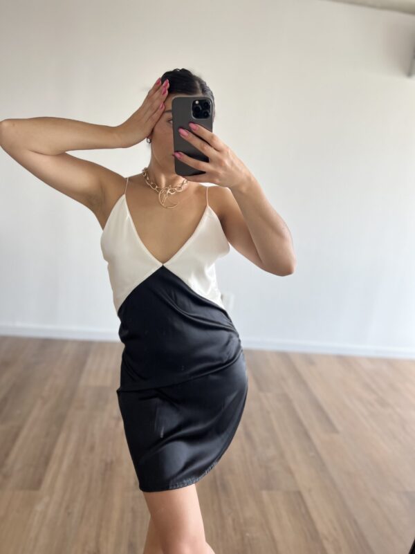 Vestido Cleopatra Negro-b