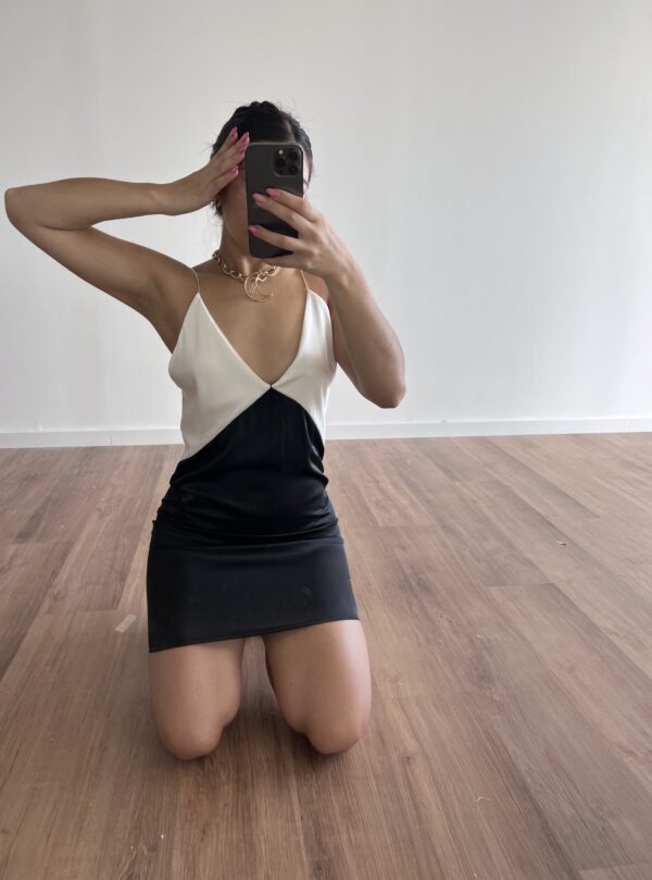 Vestido Cleopatra Negro-b