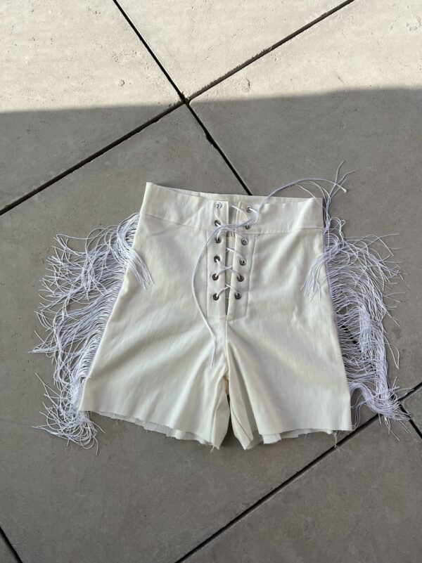 Short Raina Blanco