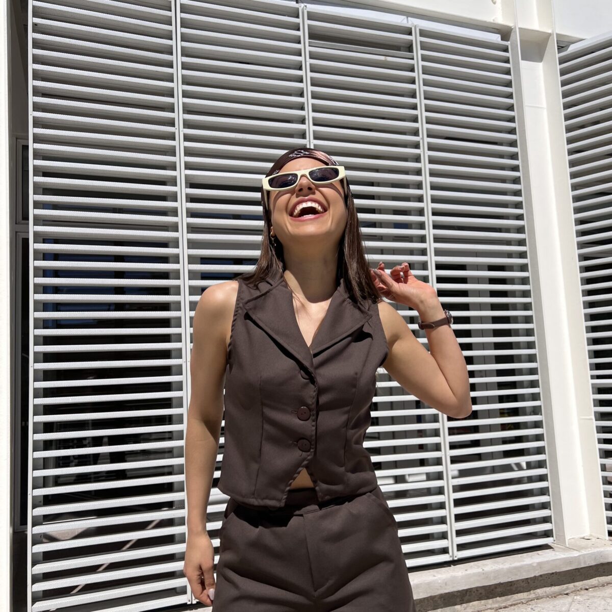 Chaleco héroe marrón