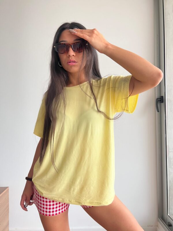 Remera Basic Amarillo