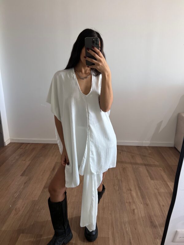 03D9605B-3D94-405C-977F-2BE6E3F4D5BE Conju Nilo Blanco