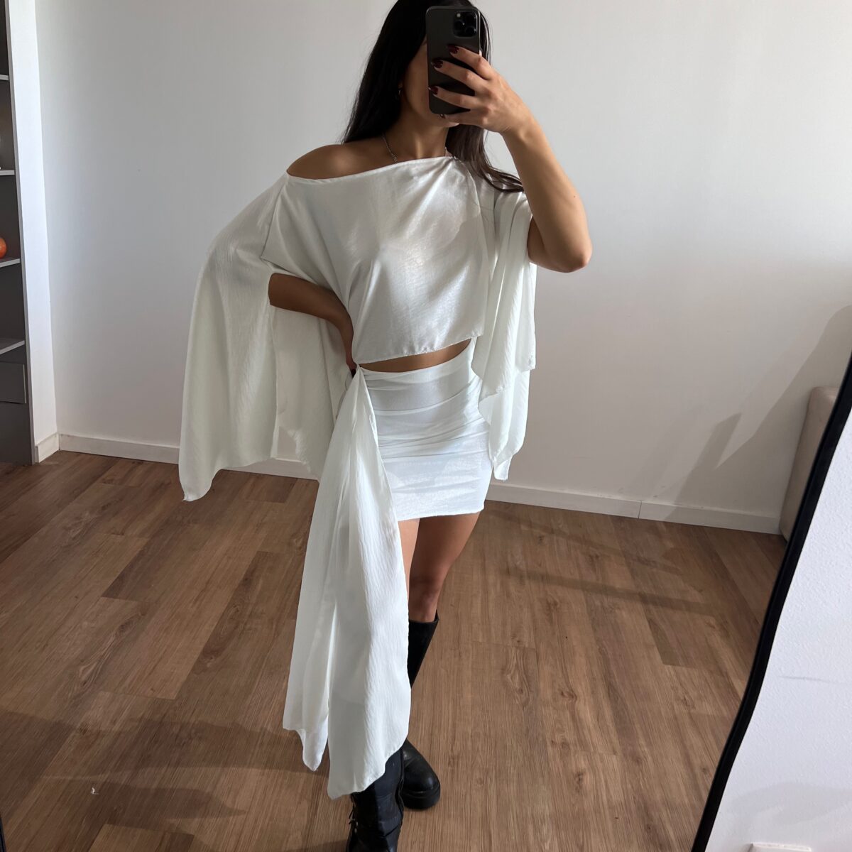 16855B9A-01F5-4E2A-A00F-5F08917EDA2F Top Nilo Blanco