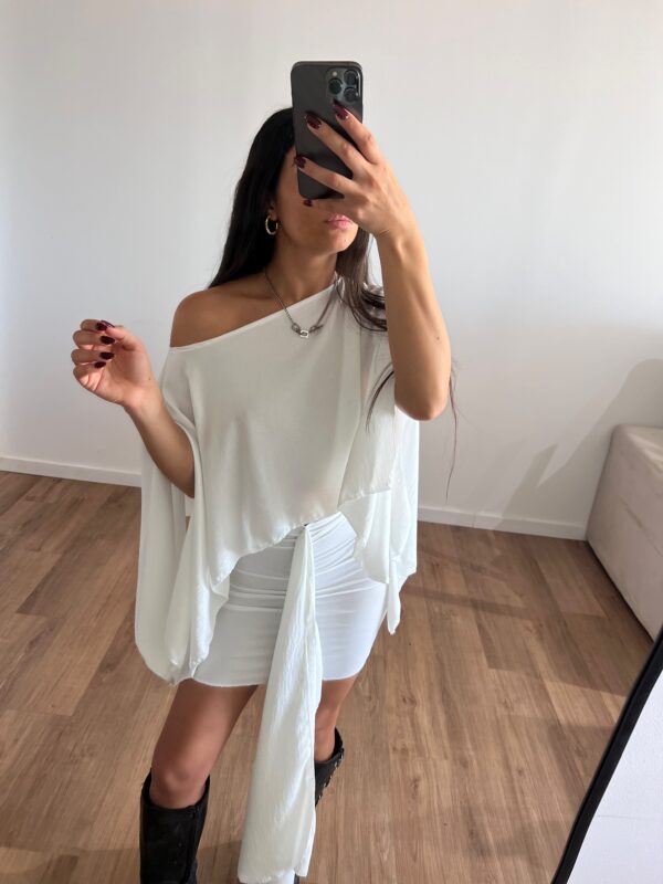 4874374E-D6E1-48C7-95BA-D494CC942B77 Conju Nilo Blanco