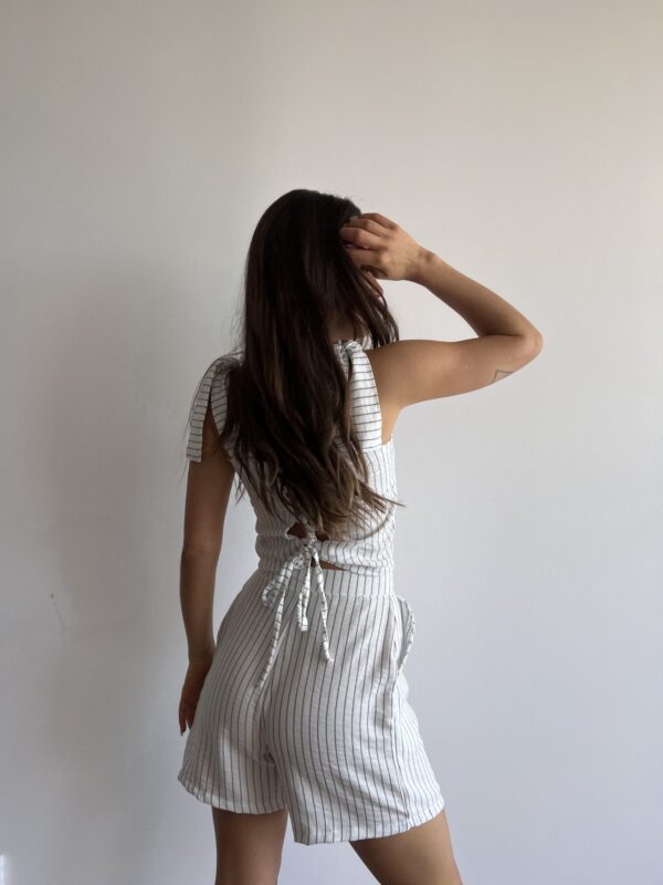 IMG_0314 Short Roble Blanco