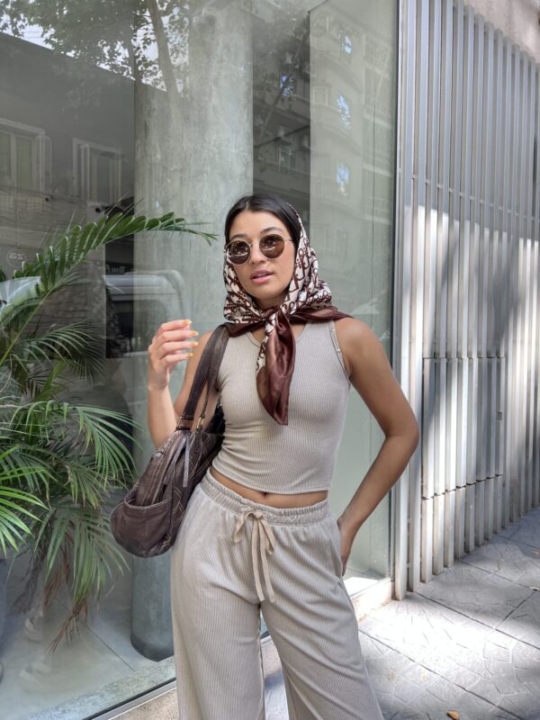 Top Daily Muse Beige