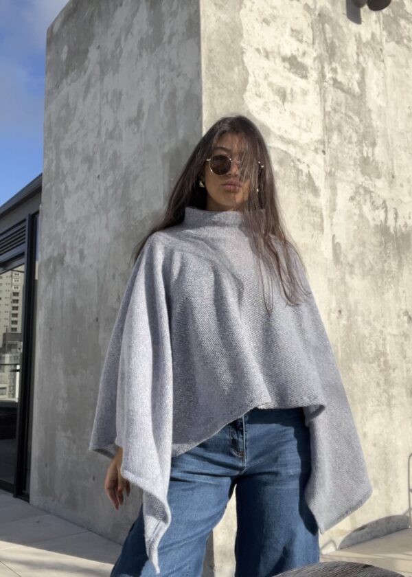 Poncho Velvet Air Celeste