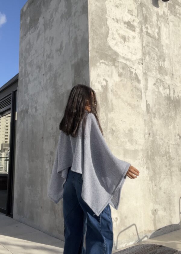 Poncho Velvet Air Celeste