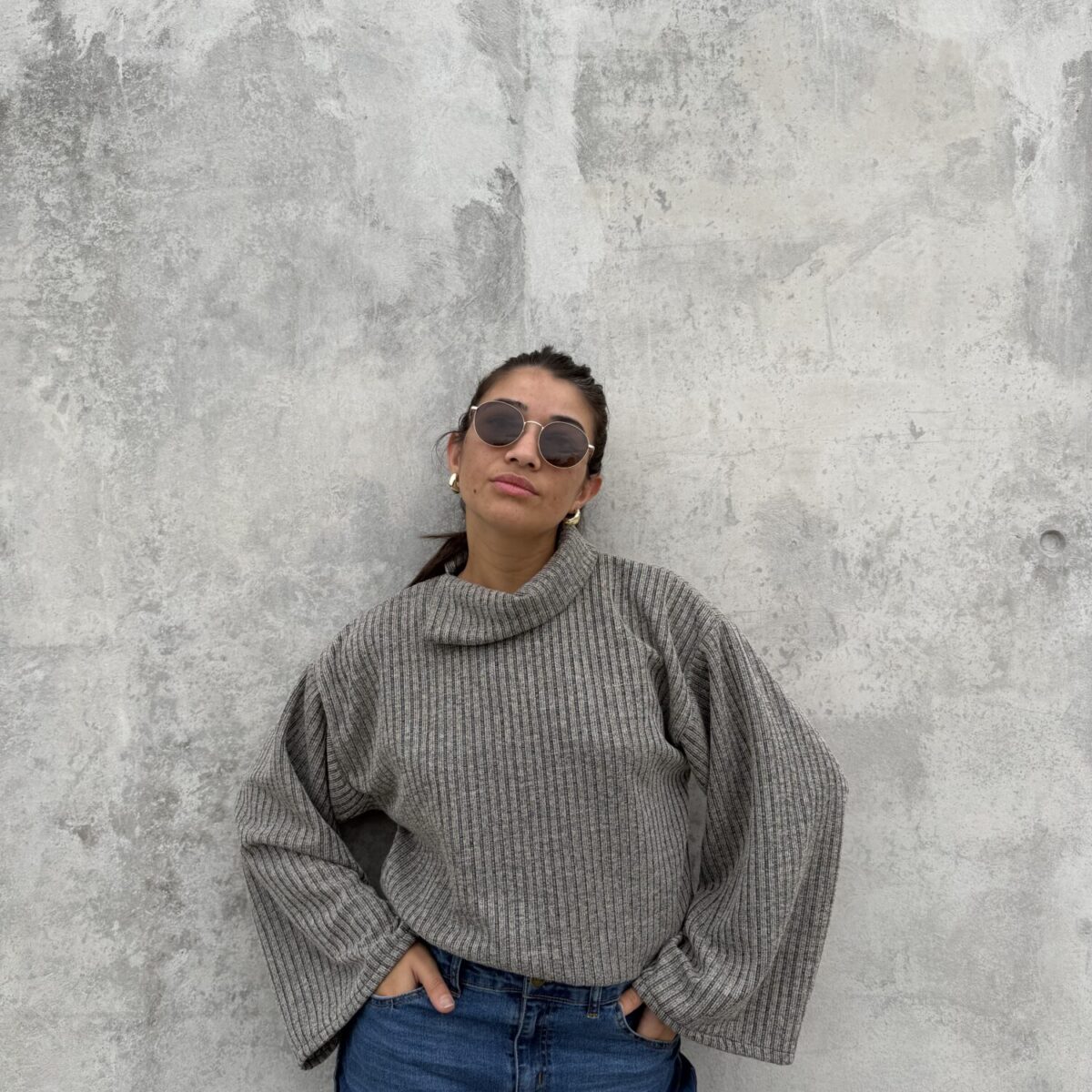 Polera Open Mood Gris