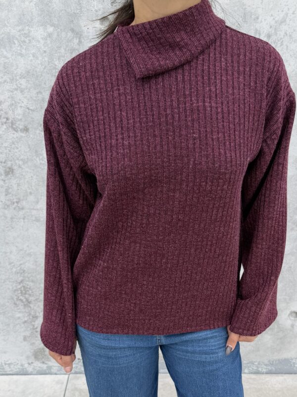 Polera Open Mood Vino