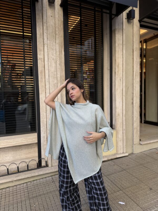 IMG_0608 Poncho Velvet Air Verde