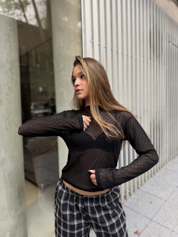 Polera Secret Bloom Negro