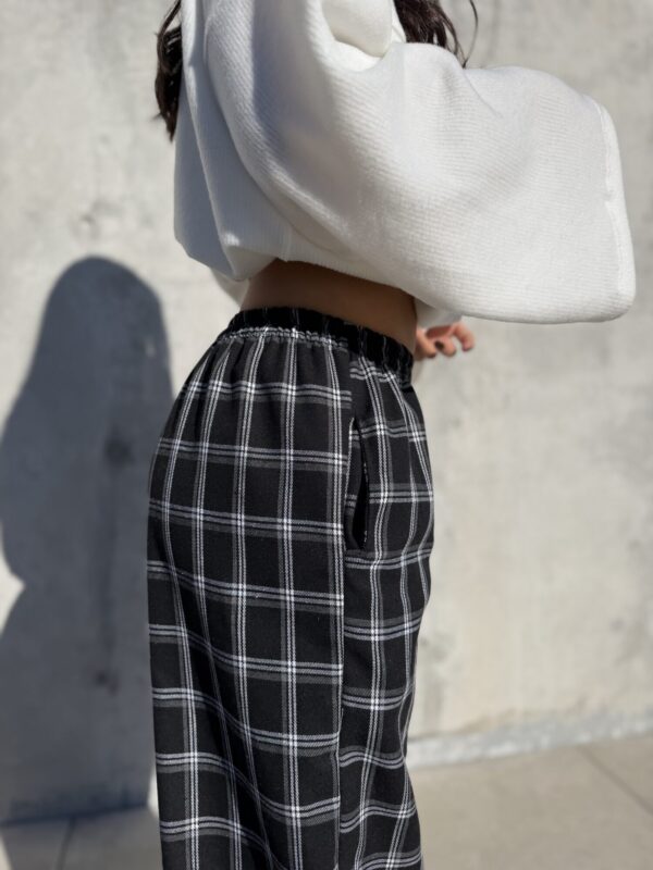 Pantalón Deep Mood Negro 3