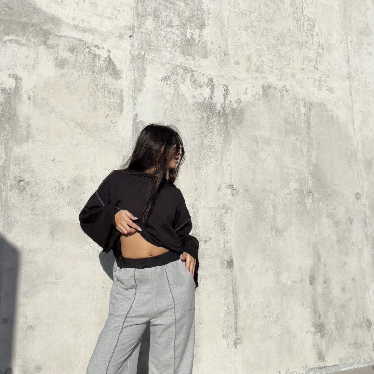 Screenshot Pantalon Relieve Gris